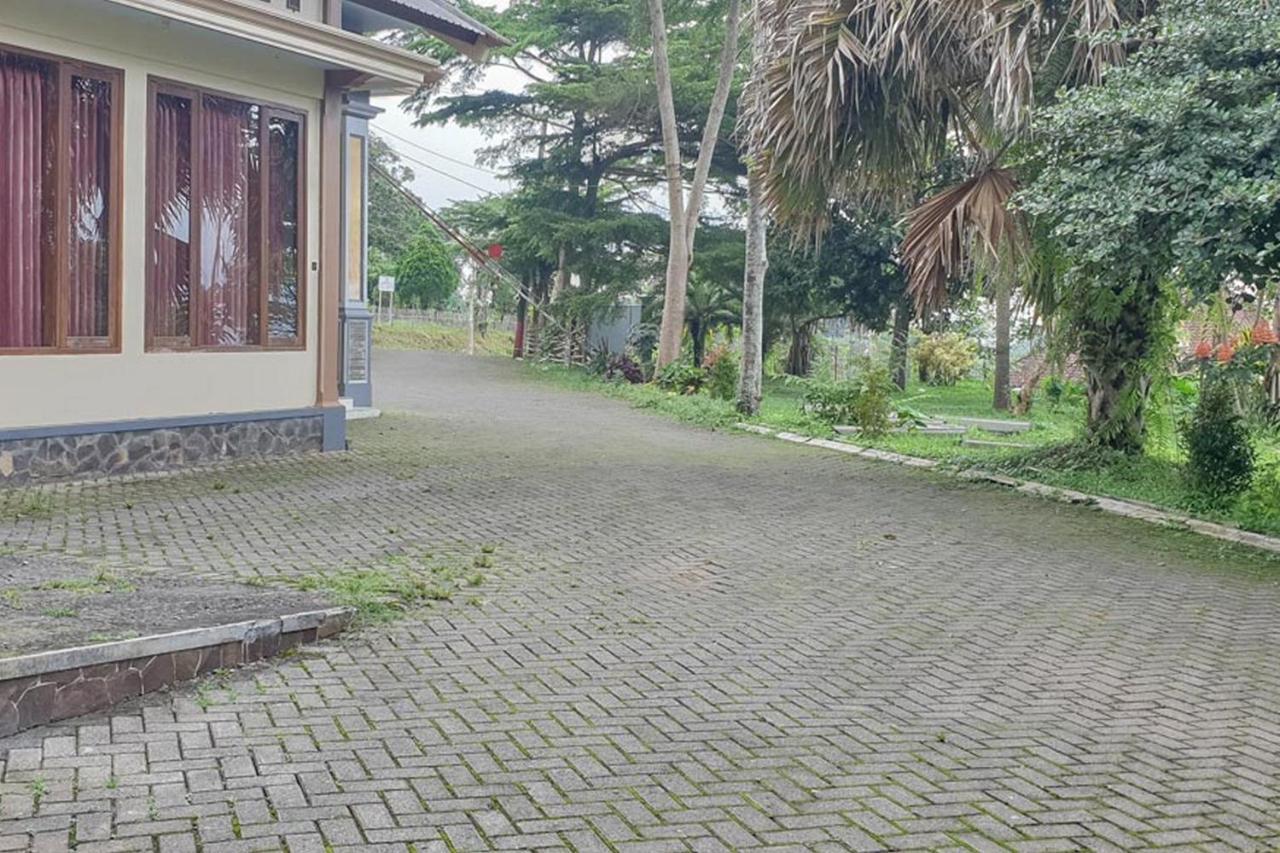 Hotel Bumi Bermi Permai Probolinggo Exterior foto