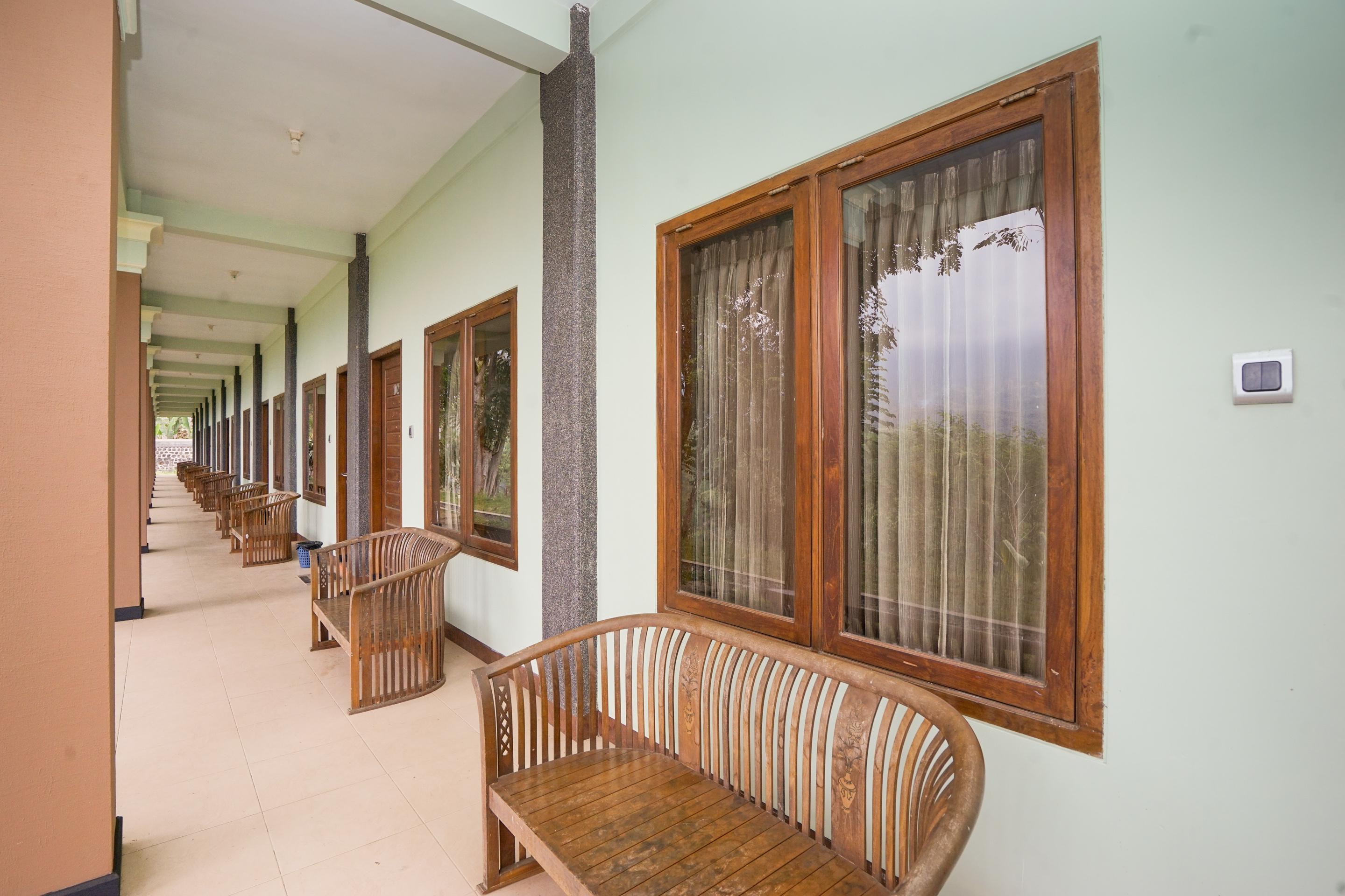 Hotel Bumi Bermi Permai Probolinggo Exterior foto